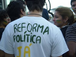 PT do Paraná discute hoje a reforma política