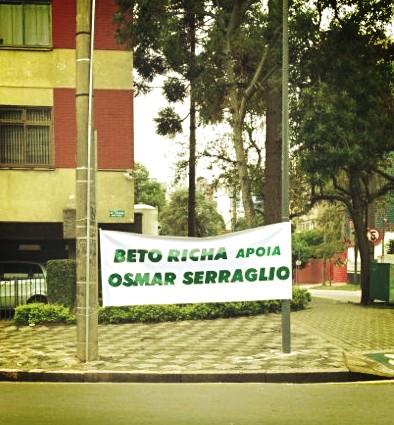 Foto divulgada no twitter de Carolina Cattani