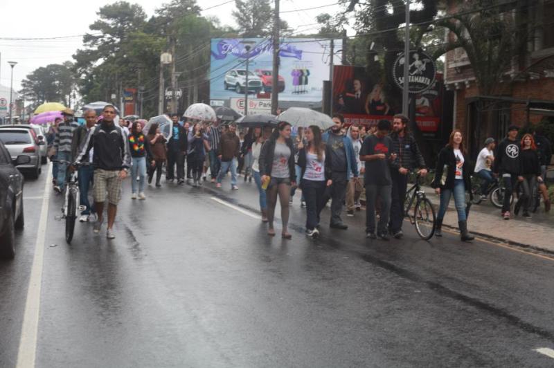 428678_635755303104621_1857901000_n