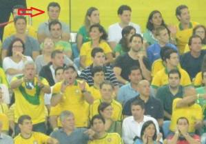 942638_10152112425994572_1267409356_n