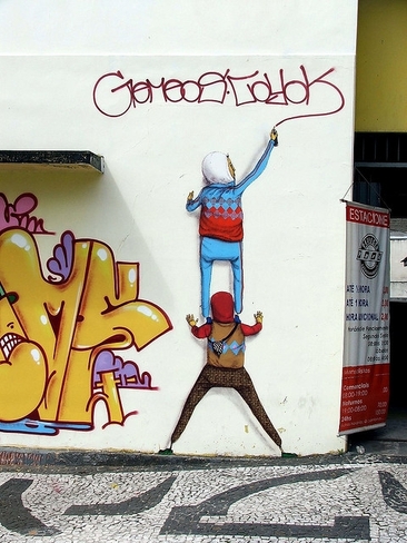 2535920696-campanha-eleitoral-apaga-grafite-d-3666546433